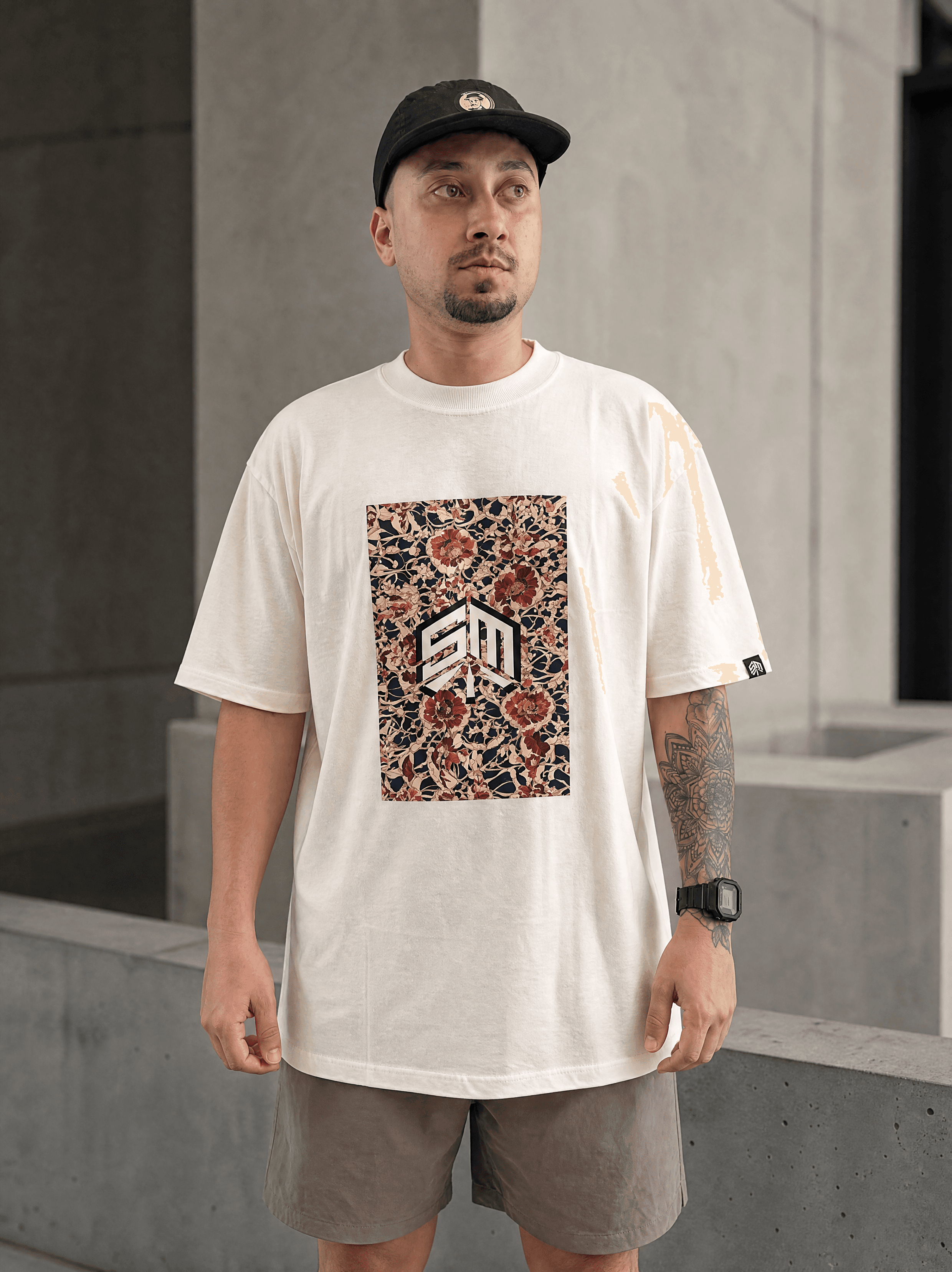 Camiseta Street Logo Floral SM Off White